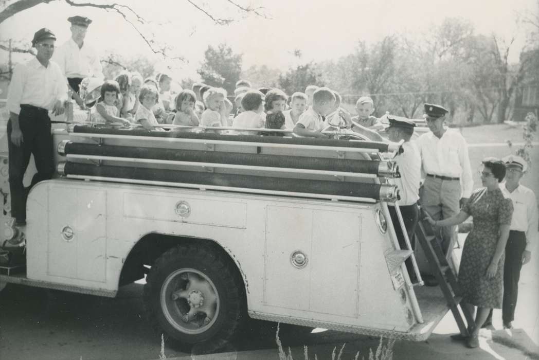 truck, Coon Rapids, fire truck, Motorized Vehicles, Photos, Coon Rapids Enterprise, history, ia, IA, Cities and Towns, Iowa, Children, Fairs and Festivals, historic, correct date needed, United States