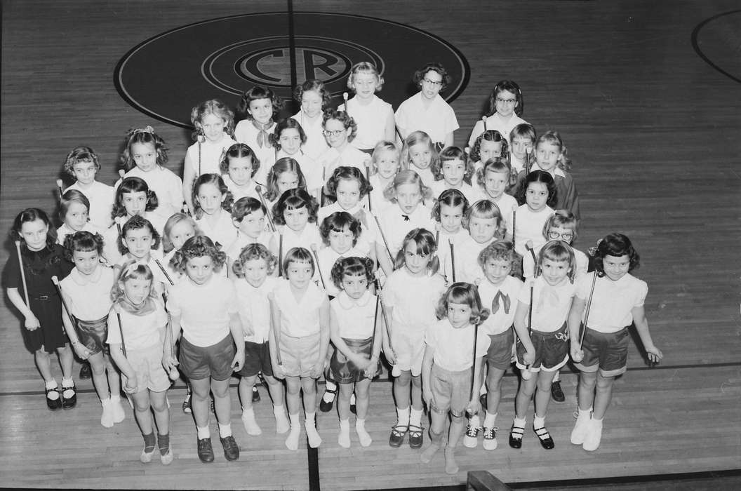 baton, Iowa, IA, United States, Photos, Schools and Education, kids, historic, Coon Rapids, Coon Rapids Enterprise, girls, history, gymnasium, ia, shorts, gym, Children
