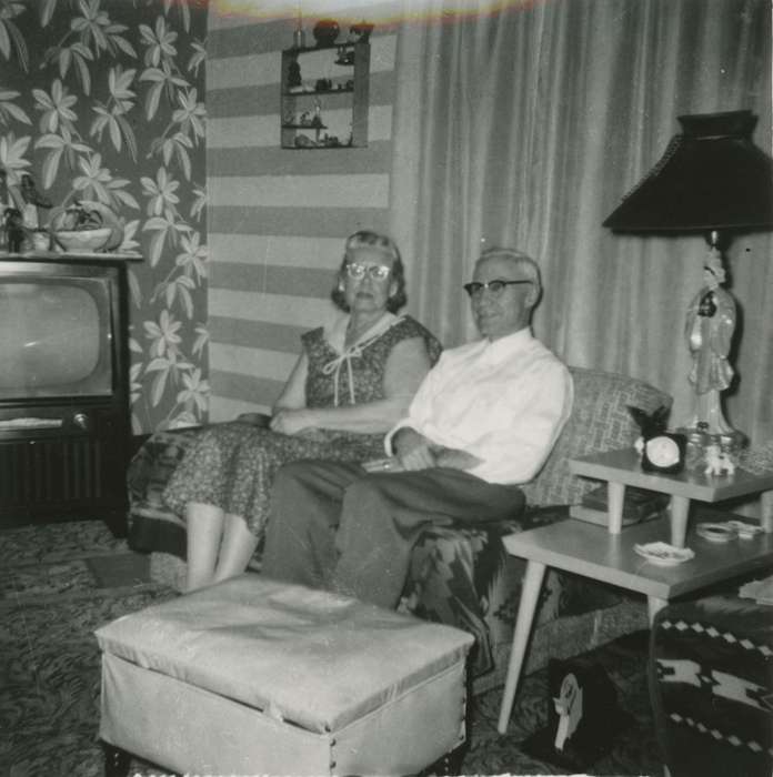 television, living room, Roquet, Ione, Homes, glasses, lamp, Portraits - Group, Iowa, tv, wallpaper, Des Moines, IA, ottoman, Iowa History, history of Iowa