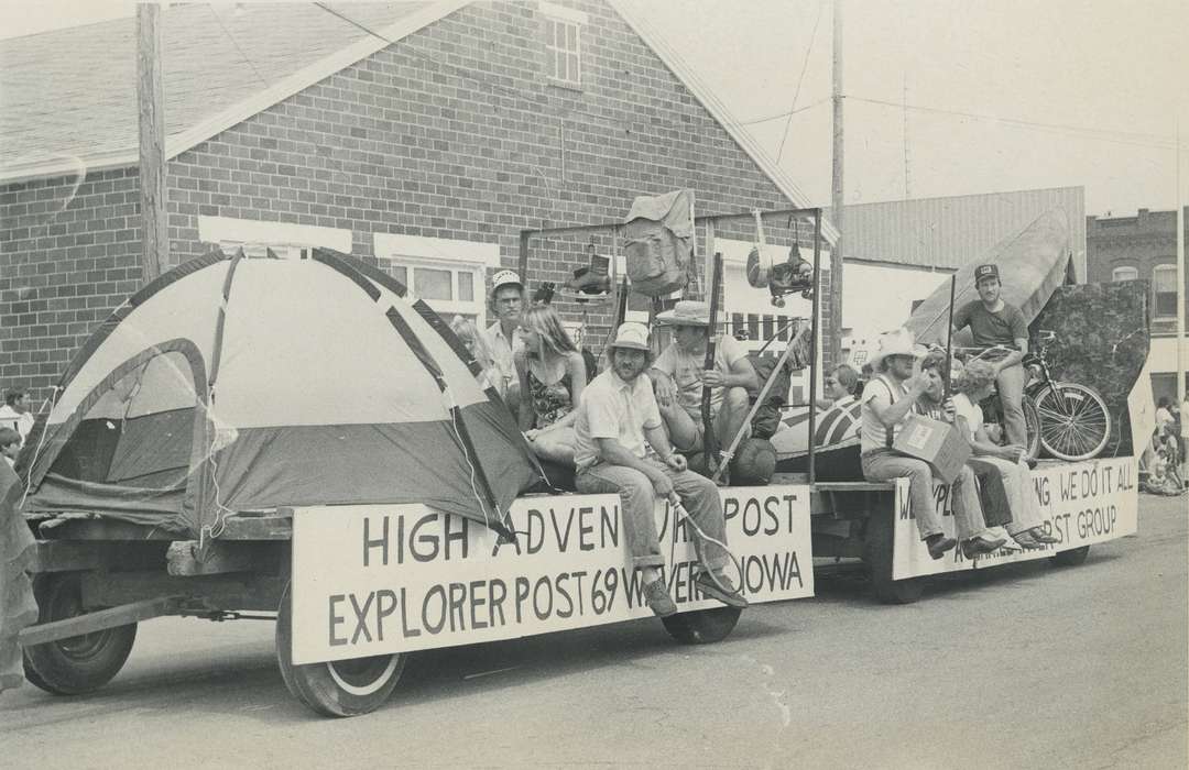 parade float, Waverly Public Library, anniversary, Outdoor Recreation, Iowa, Iowa History, Entertainment, Waverly, IA, history of Iowa, Fairs and Festivals