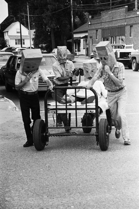 Cities and Towns, Coon Rapids Enterprise, Coon Rapids, bed, paper bag, Iowa, historic, Fairs and Festivals, United States, ia, Children, IA, Main Streets & Town Squares, history, Photos, costume