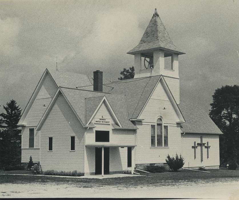 Waverly Public Library, church, methodist, Iowa History, history of Iowa, Waverly, IA, cross, bell tower, Iowa, Religious Structures