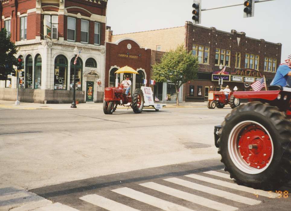 Waverly Public Library, Cities and Towns, Iowa History, Entertainment, tractors, history of Iowa, Motorized Vehicles, Main Streets & Town Squares, Civic Engagement, Farming Equipment, parade, Iowa, street corner