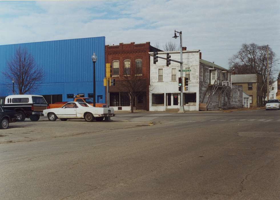 history of Iowa, Iowa History, Motorized Vehicles, brick building, Businesses and Factories, street light, pickup, Iowa, Waverly Public Library, Landscapes, Main Streets & Town Squares, traffic light