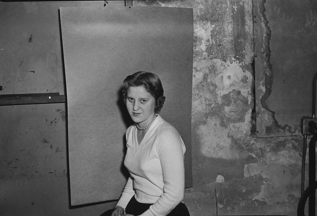 ia, Photos, United States, pearl necklace, Coon Rapids, IA, Iowa, historic, woman, Portraits - Individual, history, Coon Rapids Enterprise