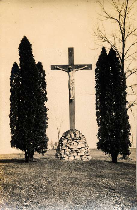 crucifix, history of Iowa, cross, Iowa History, Anamosa, IA, Iowa, Religion, correct date needed, trees, Anamosa Library & Learning Center