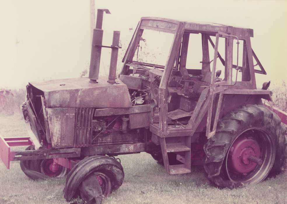 tractor, Iowa History, Hazleton, IA, history of Iowa, Blake, Gary, case, Farming Equipment, Iowa