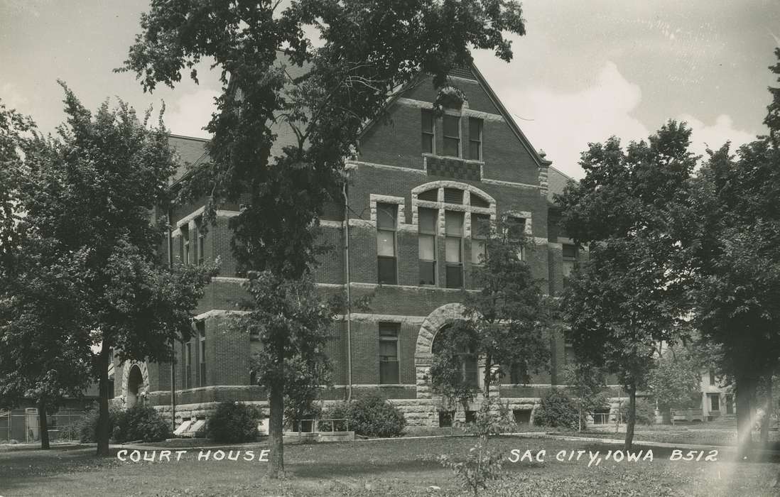 courthouse, Sac City, IA, Cities and Towns, Iowa History, history of Iowa, Dean, Shirley, Iowa