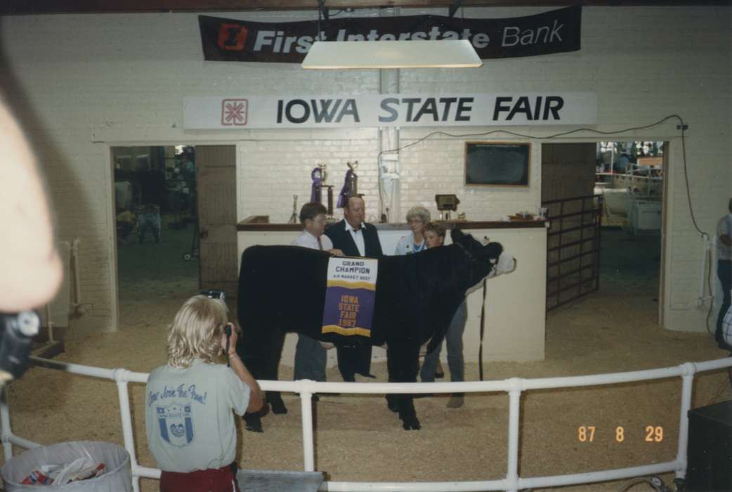 first place, Des Moines, IA, Iowa History, history of Iowa, Fairs and Festivals, Lennie, Daniel, Animals, bull, Iowa, competition