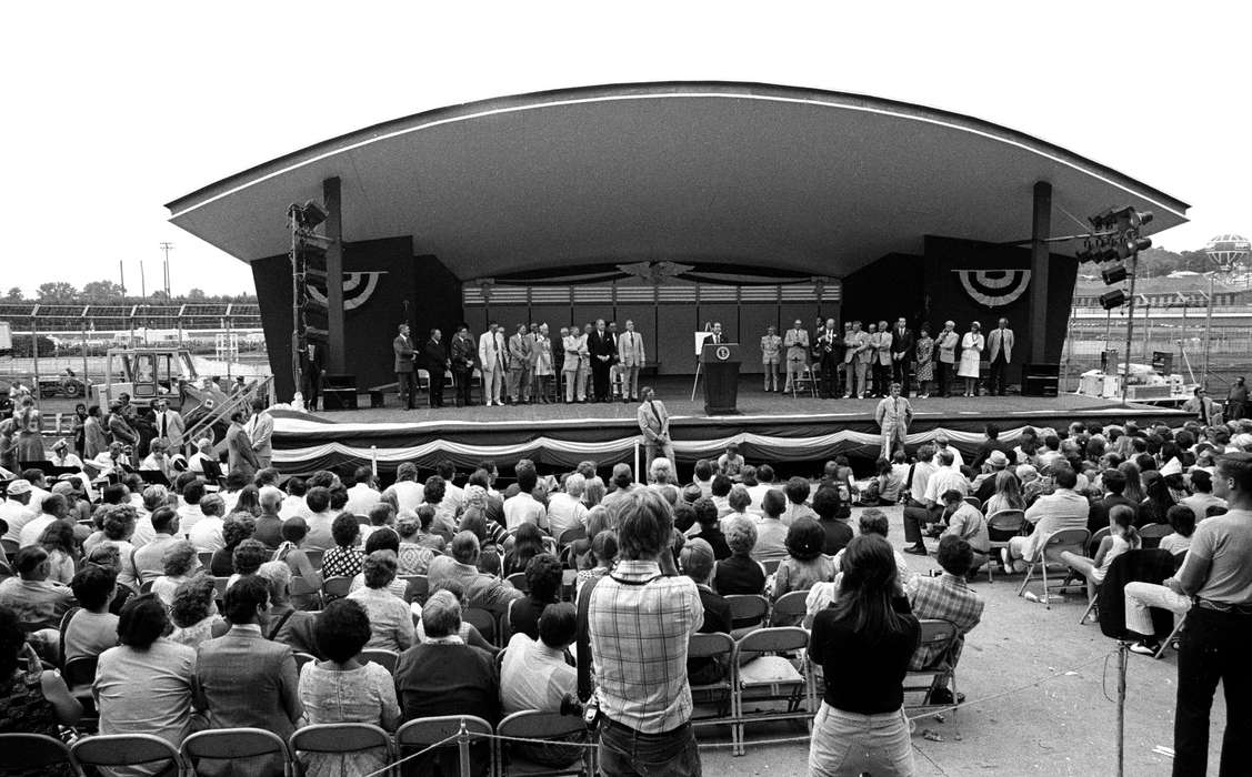 speech, Des Moines, IA, Fairs and Festivals, stage, photographer, audience, governor, tractor, gerald ford, Civic Engagement, Iowa History, iowa state fair, Iowa, politician, president, history of Iowa, Lemberger, LeAnn