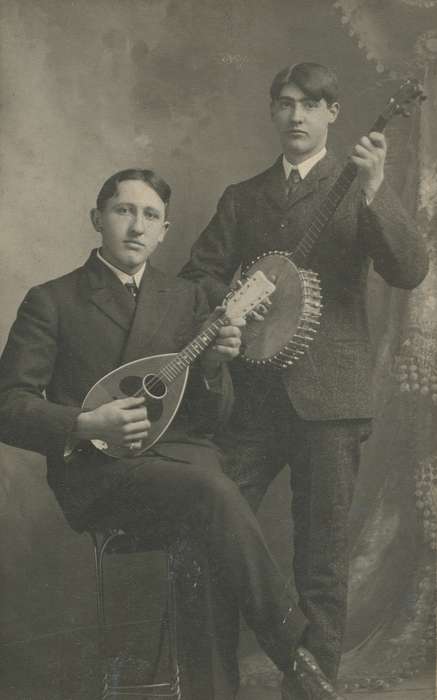 banjo, Portraits - Group, studio, Black Hawk, Iowa, historic, portrait, United States, O'Brink, Lisa, history, Photos, Waterloo, IA, men, suit, mandolin, ia