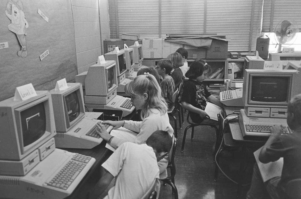 Schools and Education, computer lab, history, historic, students, Iowa, computer, Coon Rapids Enterprise, Children, ia, Photos, Portraits - Group