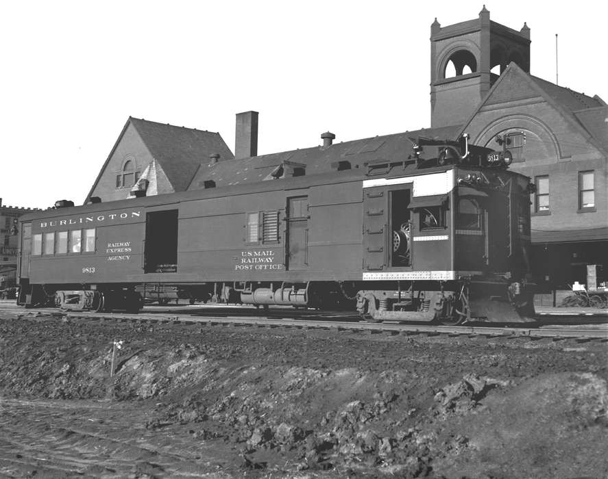 train, Motorized Vehicles, Iowa History, Lemberger, LeAnn, mail, Iowa, Ottumwa, IA, Train Stations, history of Iowa