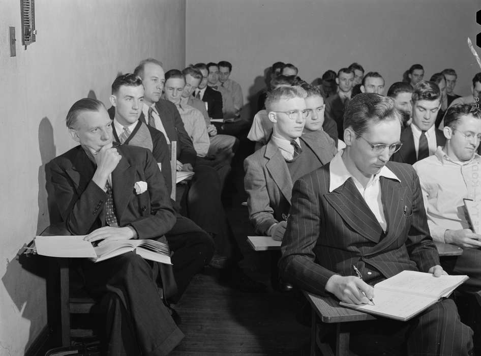 classroom, studying, Library of Congress, iowa state university, history of Iowa, Iowa, Iowa History, Portraits - Group, students, Schools and Education, young men, classmates