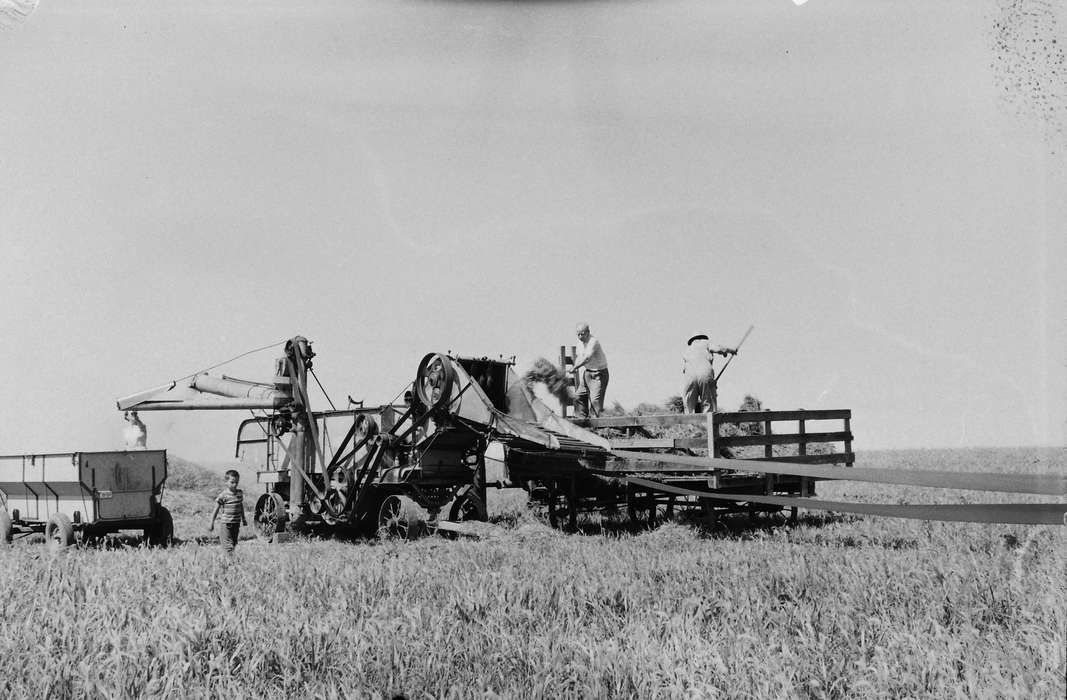 hay, IA, historic, belt, Coon Rapids, Farming Equipment, hay wagon, hay field, Iowa, United States, Photos, Labor and Occupations, Farms, history, field, ia, agricultural machinery, Coon Rapids Enterprise