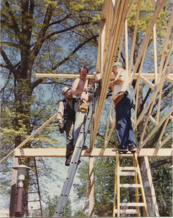 construction crew, Marengo, IA, construction, lumber, Iowa History, ladder, Smith, Diane, Iowa, history of Iowa, framing, Labor and Occupations