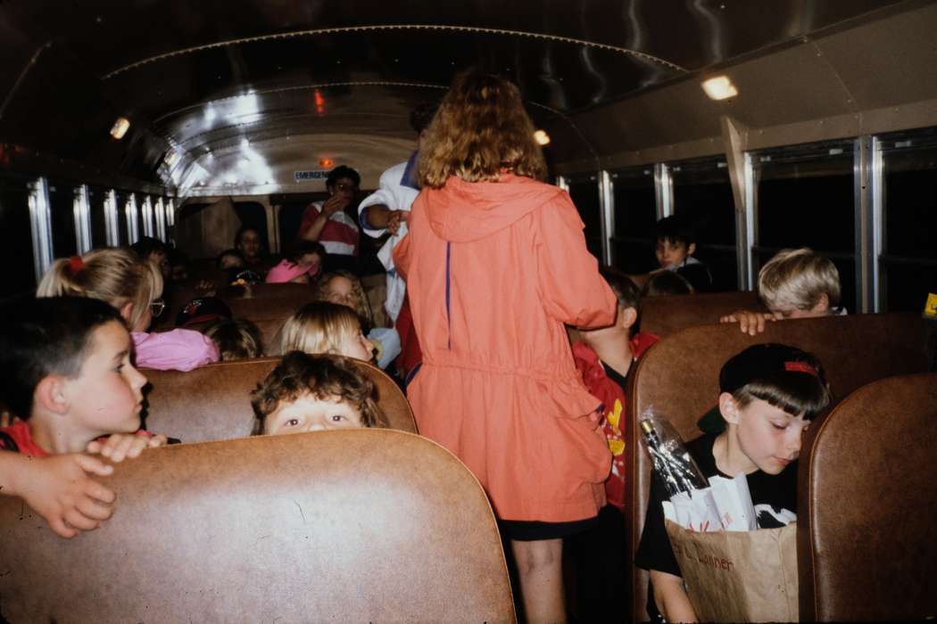 ia, second grade missouri trip, Schools and Education, school bus, Iowa, history, Photos, Coon Rapids Enterprise, Children, missouri trip, historic, United States, MO, school trip