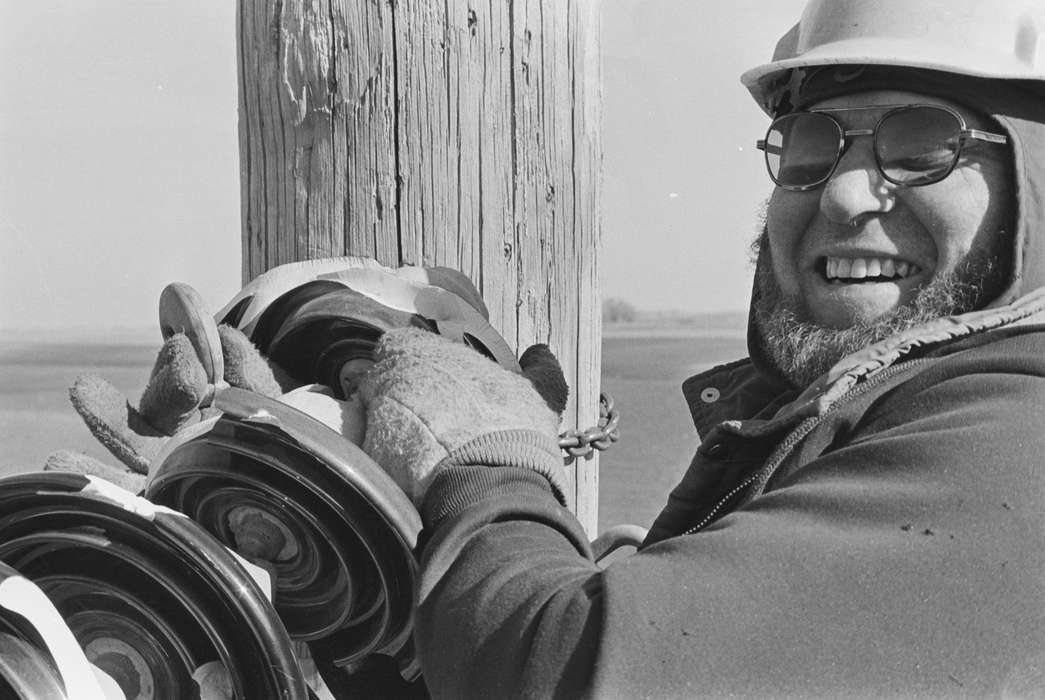 Iowa, Coon Rapids, United States, man, historic, history, Coon Rapids Enterprise, Photos, IA, Labor and Occupations, men at work, ia