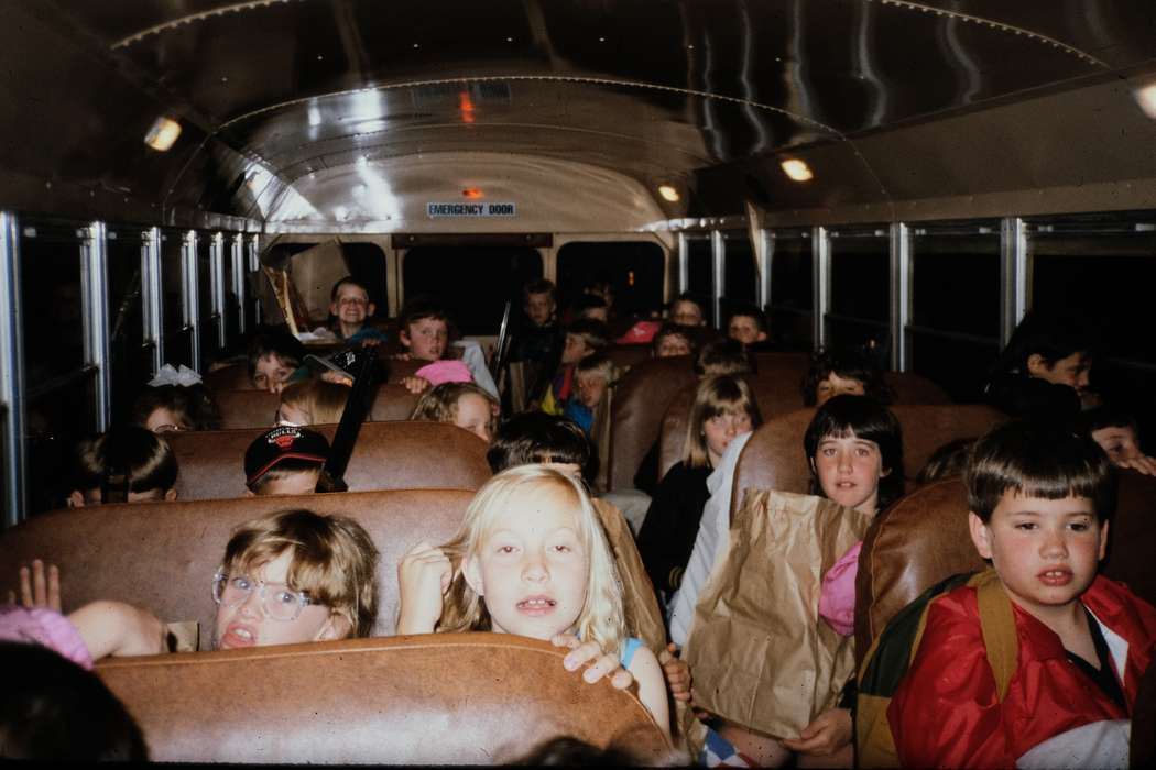 ia, second grade missouri trip, Schools and Education, school bus, Iowa, history, Photos, Coon Rapids Enterprise, Children, missouri trip, historic, United States, MO, school trip