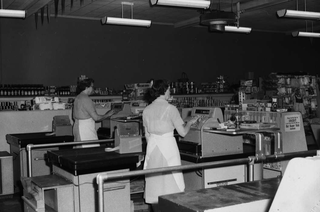 Businesses and Factories, United States, history, canned food, ia, grocery store, Labor and Occupations, Photos, Coon Rapids Enterprise, cash register, historic, Iowa, women at work, IA, grocery clerk, Coon Rapids, employees