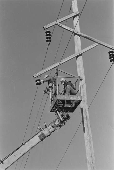 Iowa, Coon Rapids, United States, historic, history, Coon Rapids Enterprise, Photos, IA, Labor and Occupations, men at work, ia