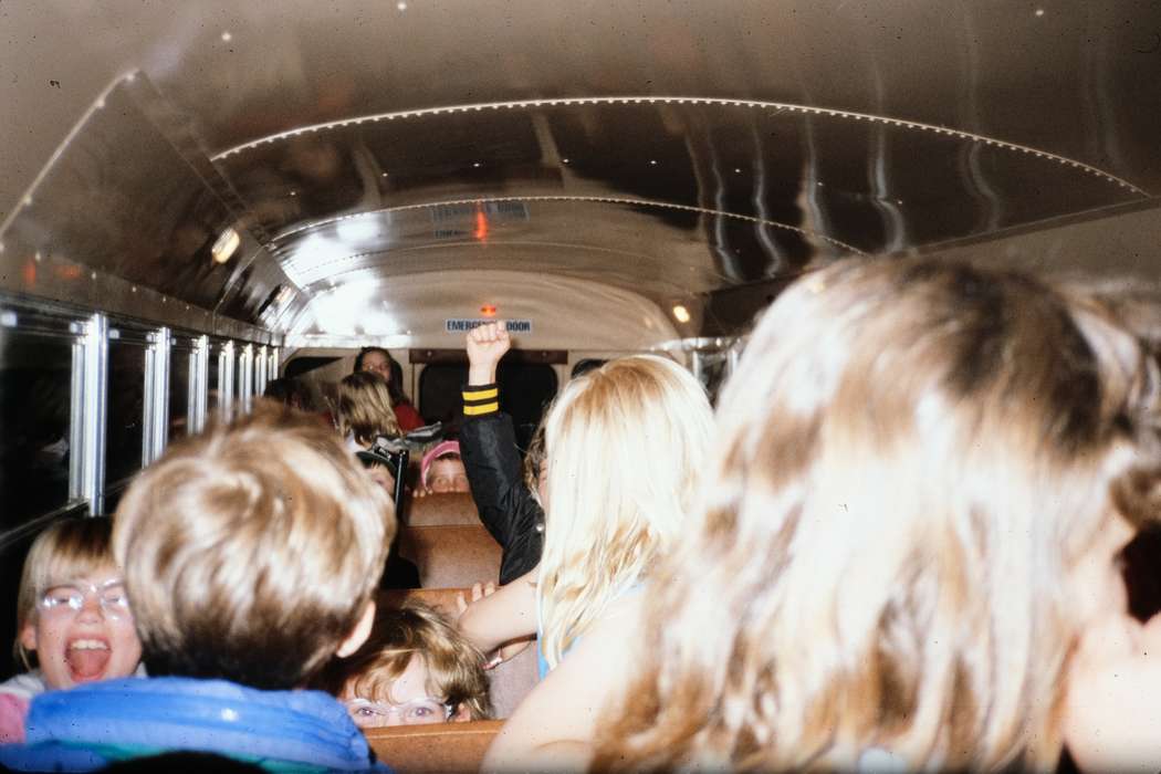 ia, second grade missouri trip, Schools and Education, school bus, Iowa, history, Photos, Coon Rapids Enterprise, Children, missouri trip, historic, United States, MO, school trip