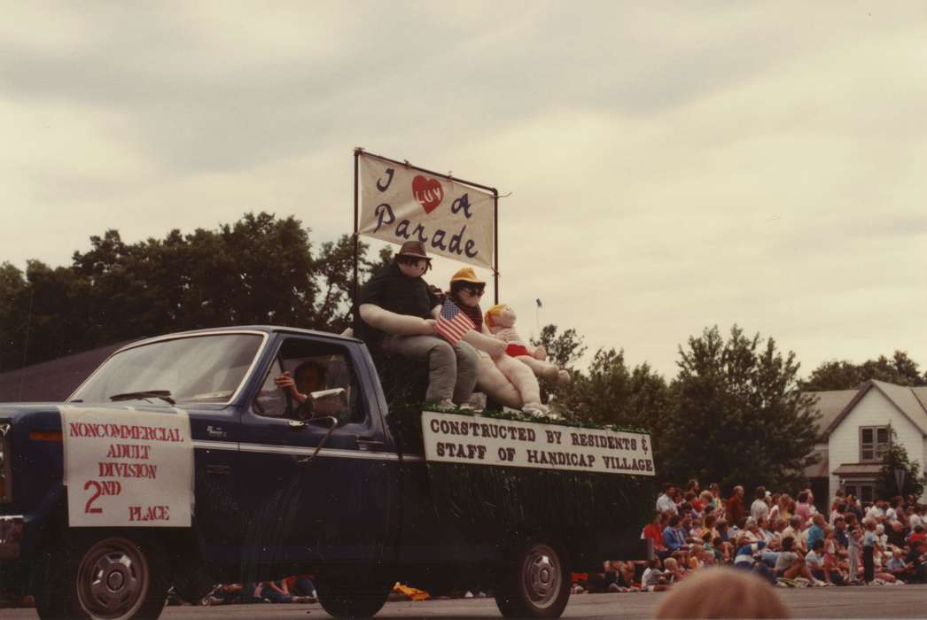 parade, truck, Bancroft, Cynthia, Clear Lake, IA, Iowa, Children, Iowa History, Portraits - Group, Holidays, Families, Motorized Vehicles, history of Iowa, Fairs and Festivals