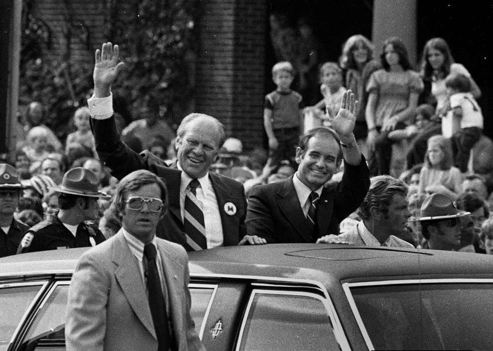 Des Moines, IA, Iowa History, president, history of Iowa, politician, Fairs and Festivals, iowa state fair, Children, gerald ford, Lemberger, LeAnn, bob ray, tie, police, Motorized Vehicles, governor, Civic Engagement, security, sunroof, Iowa, crowd