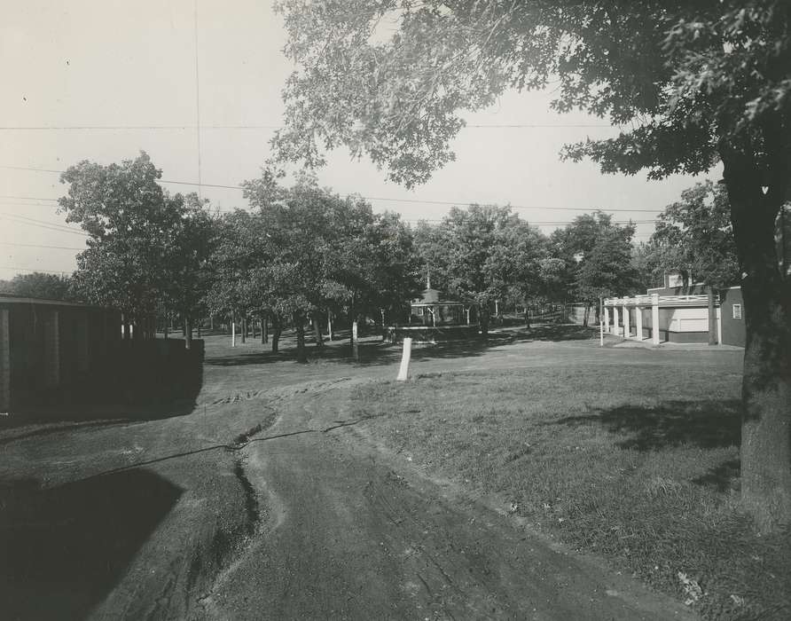 Iowa, history, Photos, cattle congress, Black Hawk, IA, ia, historic, United States, Grout Museum of History and Science, Waterloo, Landscapes, dirt road, national cattle congress