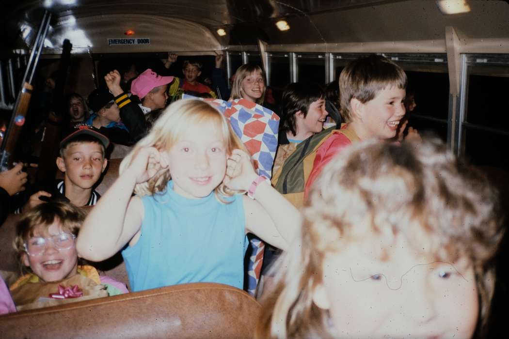 ia, second grade missouri trip, Schools and Education, school bus, Iowa, history, Photos, Coon Rapids Enterprise, Children, missouri trip, historic, United States, MO, school trip