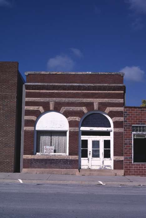 sidewalk, Iowa, brick building, history of Iowa, Main Streets & Town Squares, Iowa History, Library of Congress, Cities and Towns