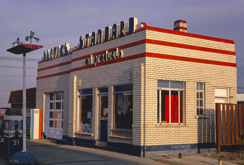 history of Iowa, gas pump, brick building, Iowa History, Businesses and Factories, gas station, pepsi vending machine, Iowa, Cities and Towns, Library of Congress