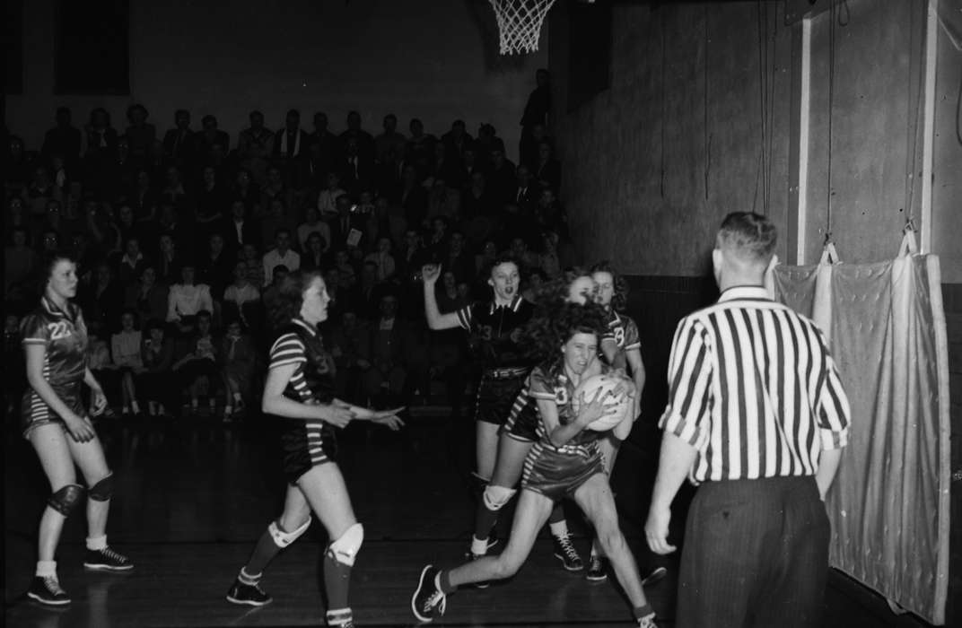 Schools and Education, history, basketball players, basketball court, Photos, Children, referee, Iowa, IA, Sports, women's basketball, United States, basketball uniform, ia, Coon Rapids Enterprise, historic, gymnasium, Coon Rapids