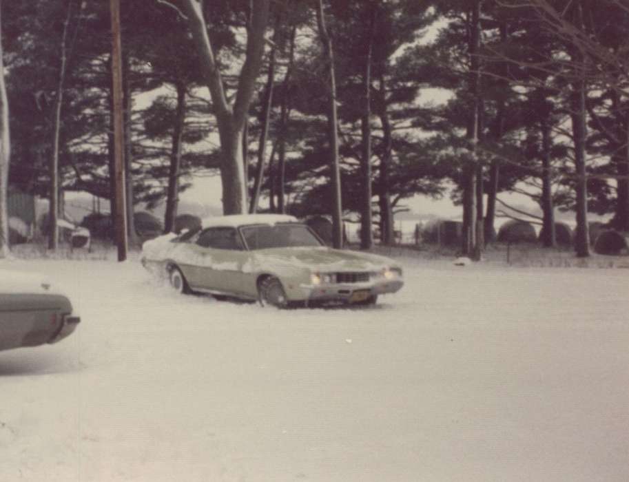 snow, Motorized Vehicles, car, Iowa History, Winter, Iowa, outside, Vislisel, Dorothy, Cedar Rapids, IA, history of Iowa