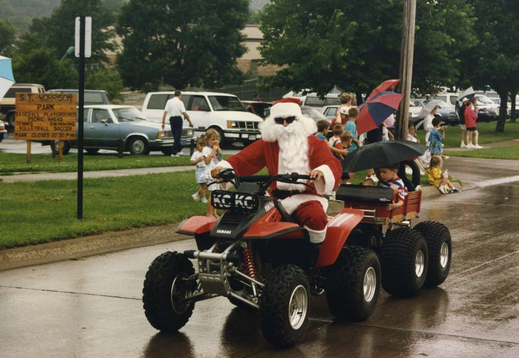 fourth of july, umbrella, Johnson County Historical Society, Motorized Vehicles, radio station, Fairs and Festivals, atv, Holidays, Children, parade, santa claus