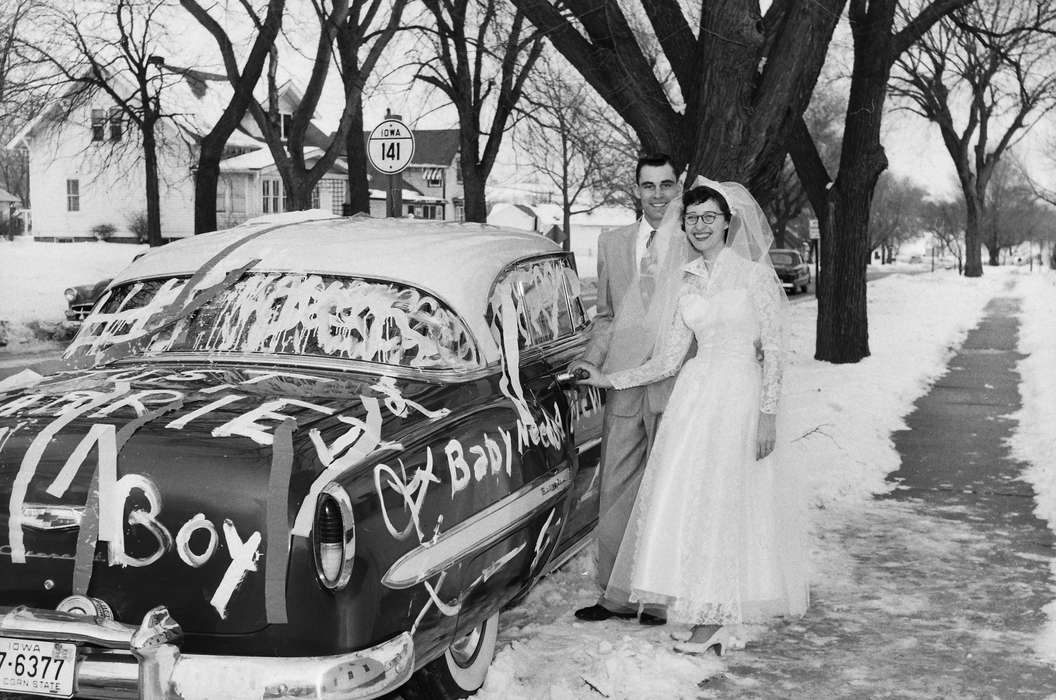 Portraits - Group, United States, history, ia, Entertainment, Photos, Winter, snow, paint, car, Coon Rapids Enterprise, historic, Iowa, IA, wedding, Coon Rapids, Motorized Vehicles