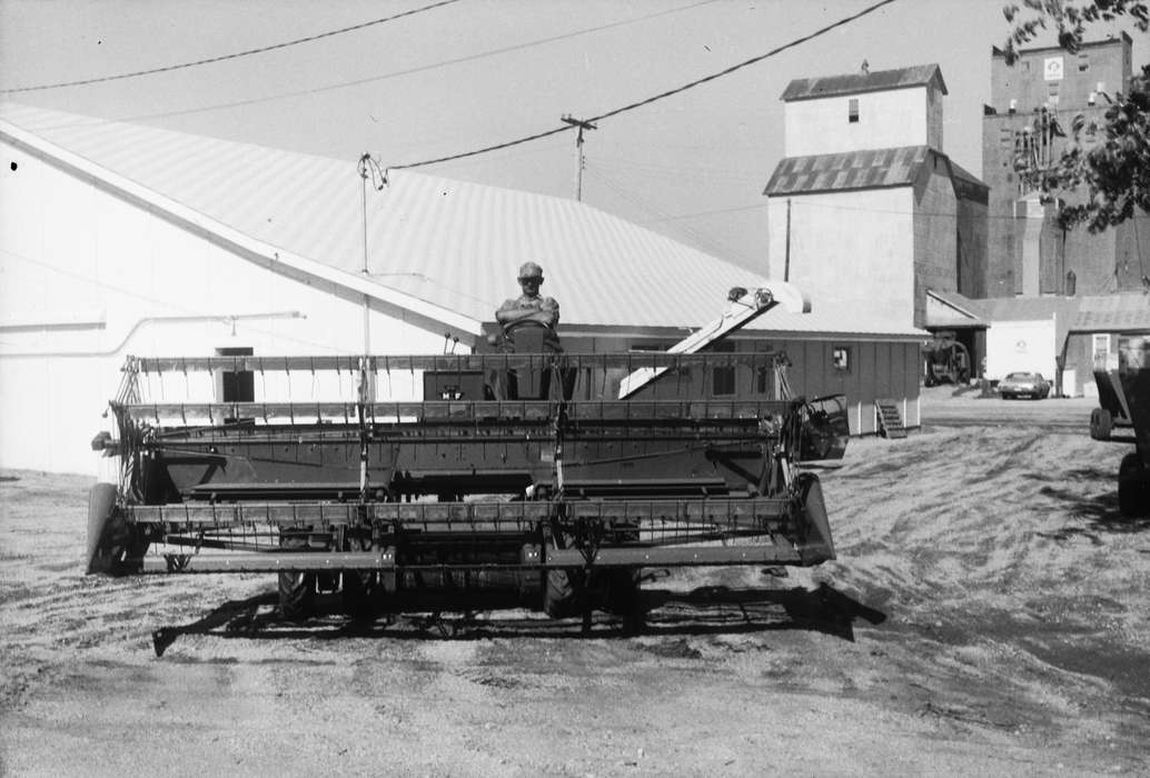 ia, Iowa, Farming Equipment, farm equipment, IA, history, Farms, Coon Rapids, Photos, Coon Rapids Enterprise, historic, combine, sunglasses, United States, Motorized Vehicles, posed