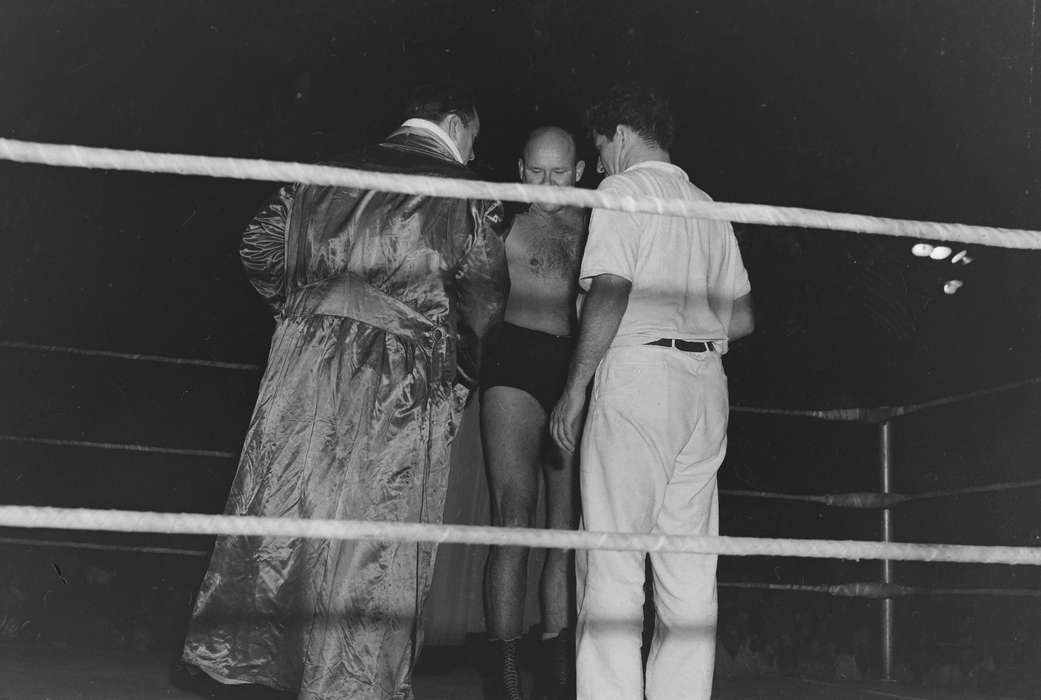 Sports, United States, history, France, ia, Photos, Coon Rapids Enterprise, historic, Iowa, IA, Coon Rapids, boxing