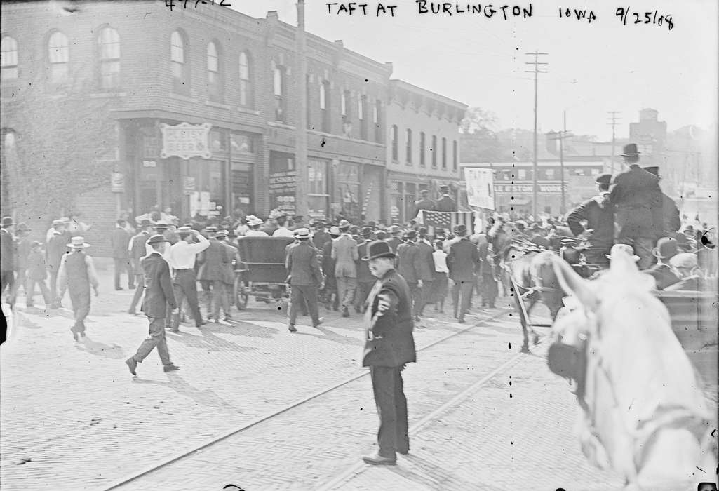 parade, william howard taft, Library of Congress, Civic Engagement, Iowa History, history of Iowa, power line, Main Streets & Town Squares, suit, Iowa, storefront, president, horse, bowler hat