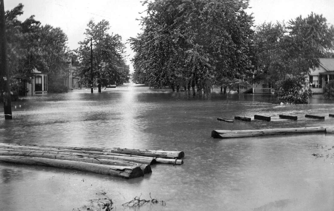 Floods, Ottumwa, IA, Iowa History, Iowa, log, history of Iowa, Lemberger, LeAnn