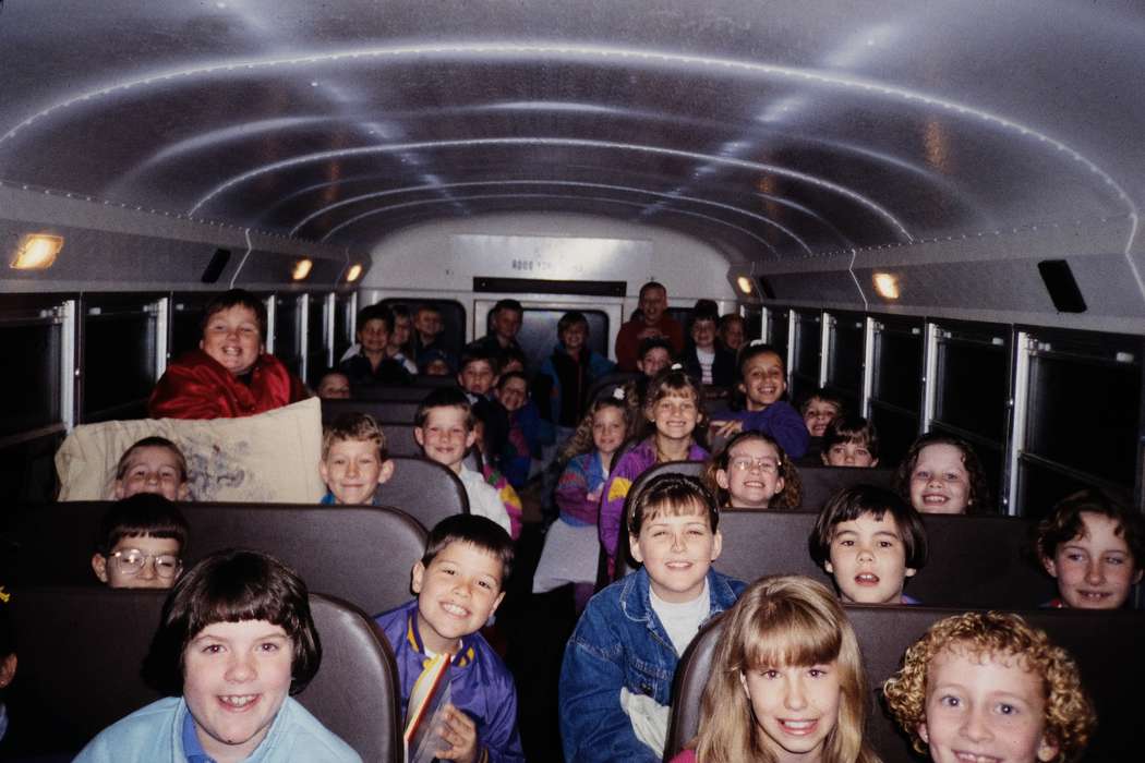ia, school bus, Iowa, Motorized Vehicles, Coon Rapids Enterprise, Children, United States, bus, field trip, Travel, second grade missouri trip, Schools and Education, history, Photos, Portraits - Group, missouri trip, historic, MO, school trip