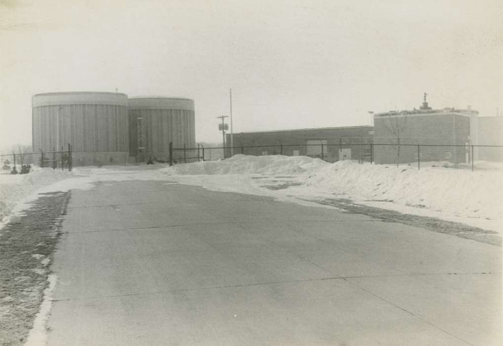 Businesses and Factories, history of Iowa, snow, road, fence, Waverly Public Library, Iowa, Waverly, IA, Iowa History, pole, building, Winter