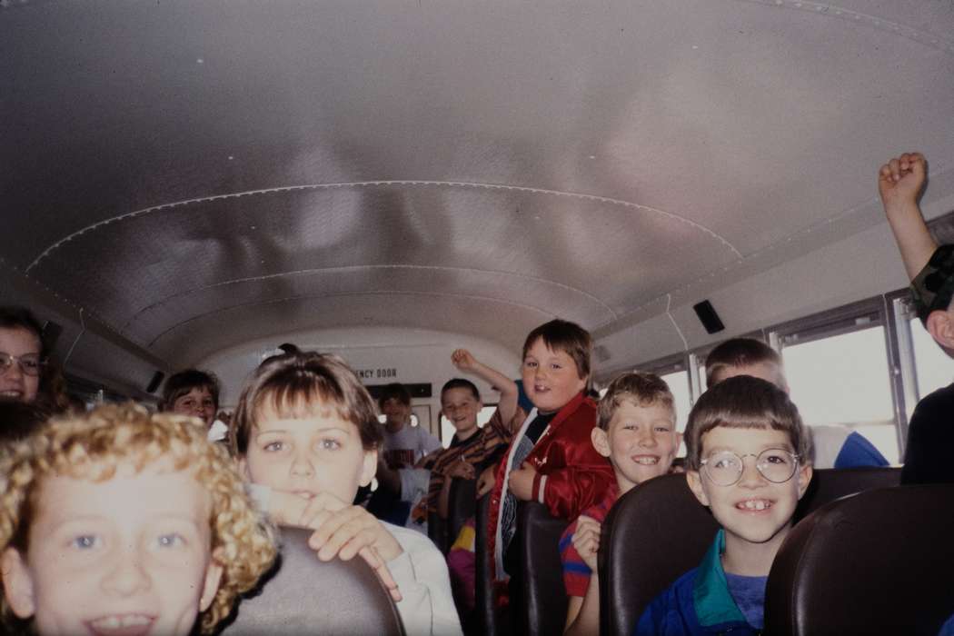 ia, school bus, Iowa, Motorized Vehicles, Coon Rapids Enterprise, Children, United States, bus, field trip, Travel, second grade missouri trip, Schools and Education, history, Photos, Portraits - Group, missouri trip, historic, MO, school trip