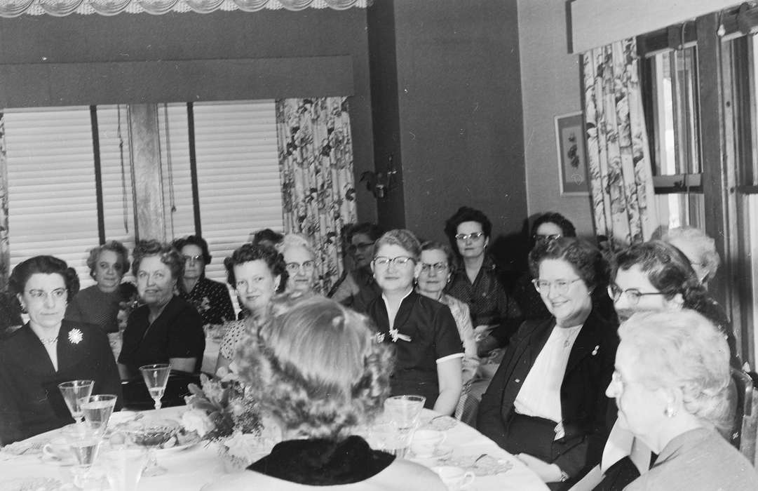 Portraits - Group, curtains, Food and Meals, United States, history, drinks, ia, Photos, Leisure, women, floral, Coon Rapids Enterprise, historic, Iowa, IA, Coon Rapids