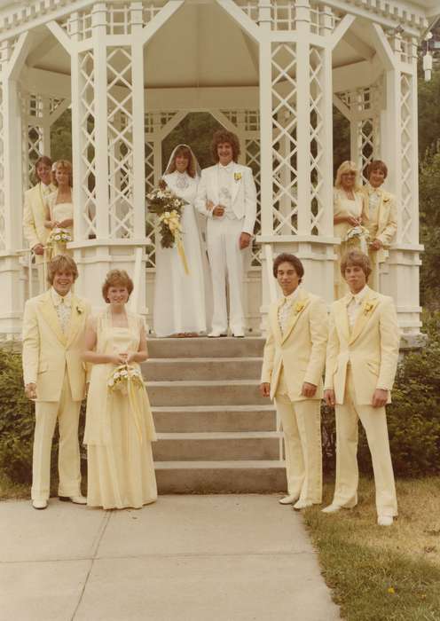 Weddings, gazebo, Iowa, Iowa History, Portraits - Group, IA, Pfeiffer, Jean, history of Iowa, groom, bride