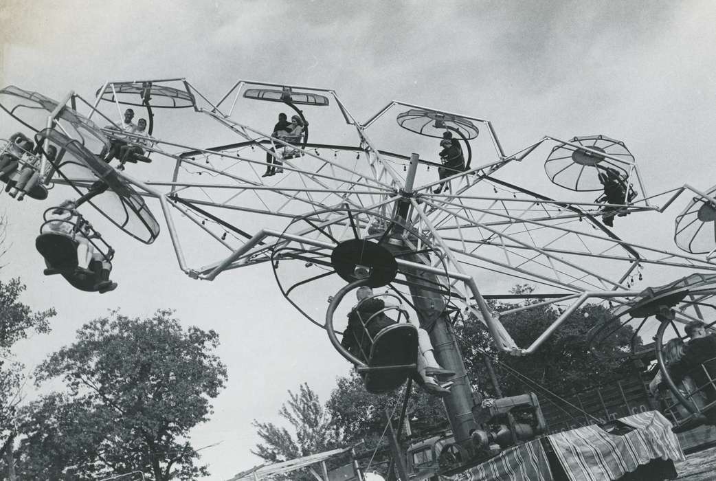 history, Photos, cattle congress, Black Hawk, IA, ia, Fairs and Festivals, historic, United States, Grout Museum of History and Science, Waterloo, Iowa, carnival ride, carnival, amusement park ride, national cattle congress