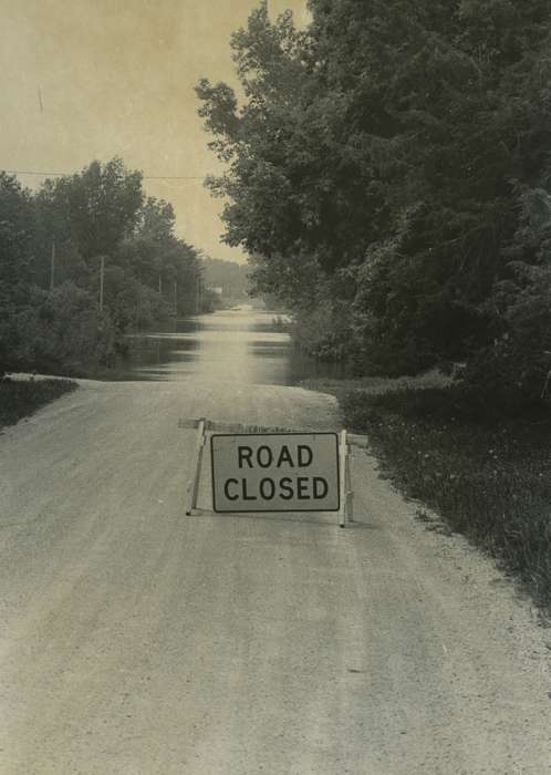 Landscapes, street flooded, Waverly Public Library, Floods, Iowa History, Iowa, history of Iowa, gravel road