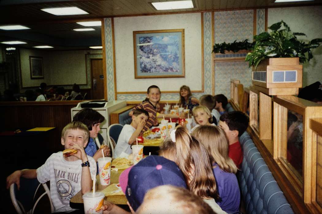 fast food, ia, Travel, second grade missouri trip, Iowa, history, Photos, Leisure, Coon Rapids Enterprise, Children, missouri trip, Food and Meals, historic, United States, MO, school trip