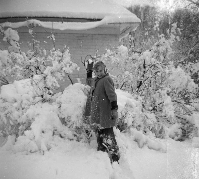 snowball, Oelwein, IA, history of Iowa, Kringlen, Linda, Portraits - Individual, Winter, Iowa, Leisure, Iowa History, snow