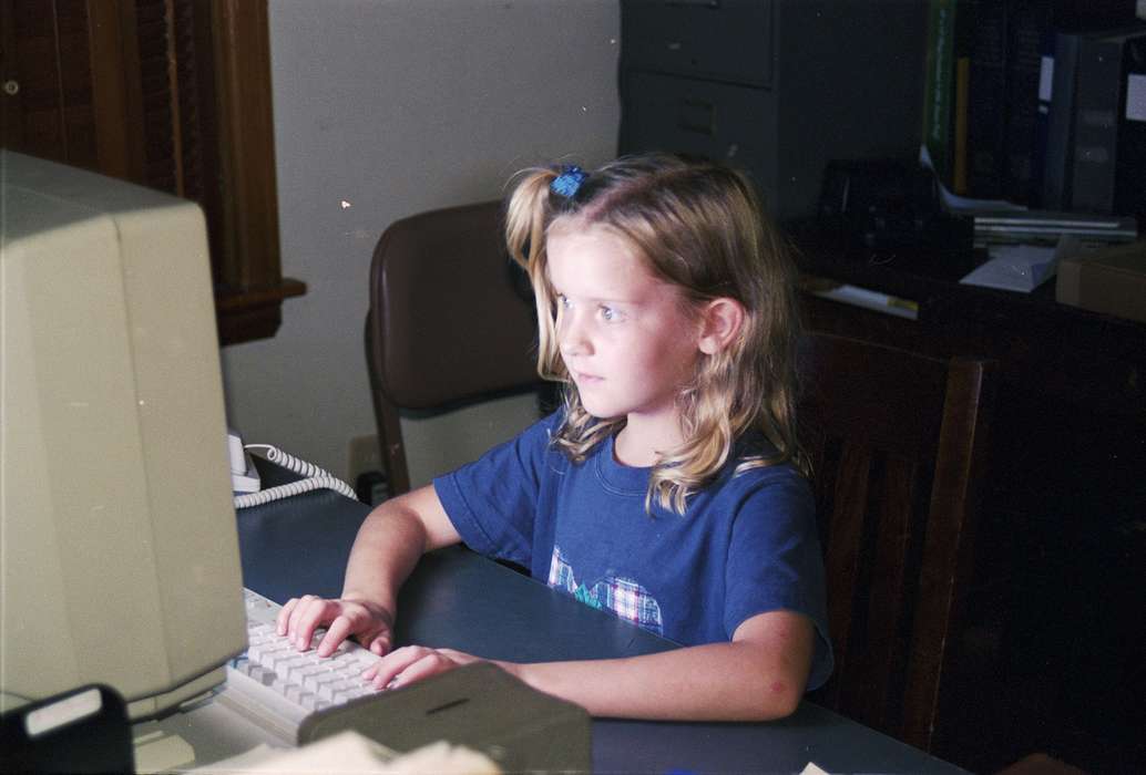 girl, history of Iowa, Iowa History, computer, Iowa, Children, Entertainment, Rustebakke, Paul, technology, Leisure, IA